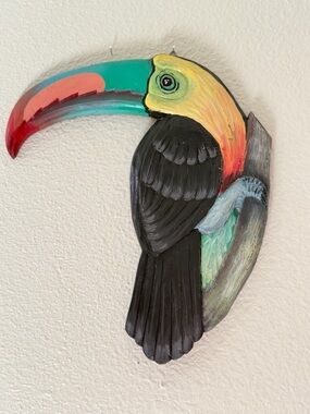 Decorative Toucan Wall Accent in Black, Yellow & Multicolor